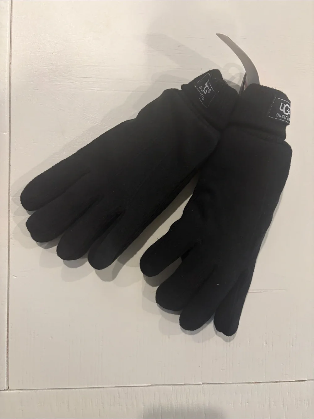 UGG Women’s Black Knit Logo Cuff Gloves